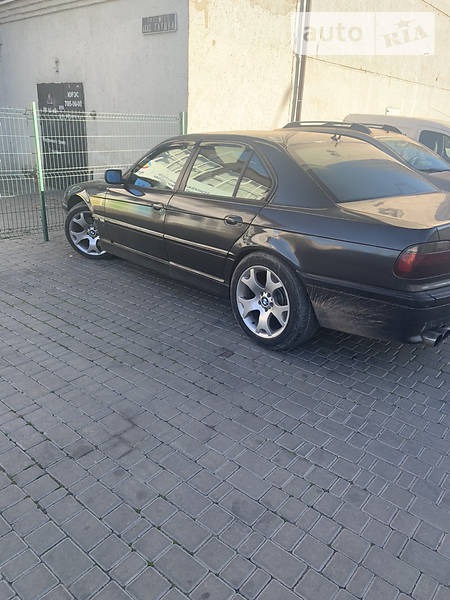 BMW 740 1998  випуску Одеса з двигуном 4.4 л  седан автомат за 4650 долл. 