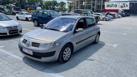 Renault Megane 2003  випуску Київ з двигуном 1.9 л дизель хэтчбек механіка за 3650 долл. 