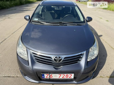 Toyota Avensis 2009  випуску Житомир з двигуном 2 л дизель універсал механіка за 7500 долл. 