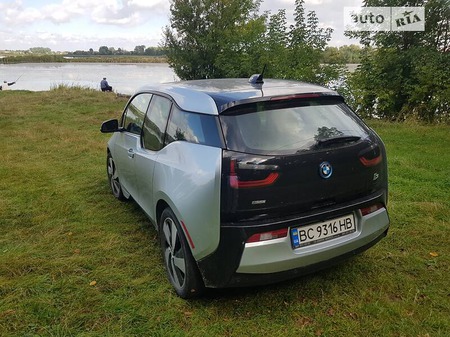 BMW i3 2014  випуску Львів з двигуном 0 л гібрид хэтчбек автомат за 19950 долл. 