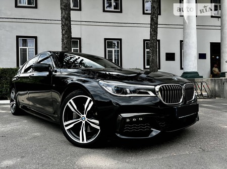 BMW 730 2017  випуску Київ з двигуном 3 л дизель седан автомат за 53000 долл. 
