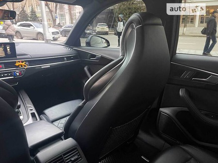 Audi S4 Saloon 2017  випуску Харків з двигуном 3 л бензин седан автомат за 40500 долл. 