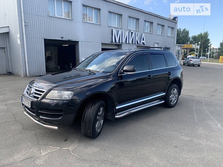 Volkswagen Touareg 2006  випуску Київ з двигуном 3.6 л  позашляховик автомат за 11500 долл. 