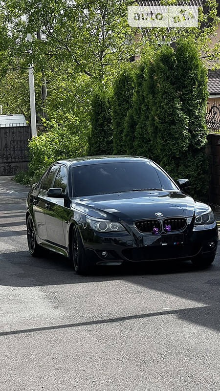 BMW 535 2005  випуску Рівне з двигуном 3 л дизель седан автомат за 13000 долл. 