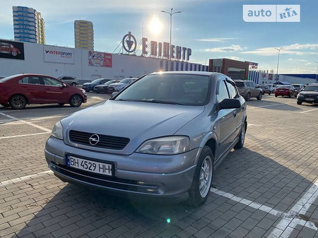 Opel Astra 2006  випуску Одеса з двигуном 1.4 л  седан механіка за 2500 долл. 