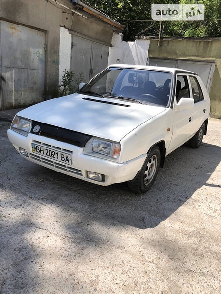 Skoda Favorit 1990  випуску Одеса з двигуном 1.3 л бензин хэтчбек механіка за 950 долл. 