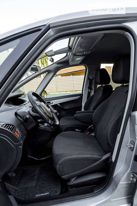 Citroen C4 Picasso 2011  випуску Черкаси з двигуном 1.6 л дизель мінівен механіка за 7550 долл. 