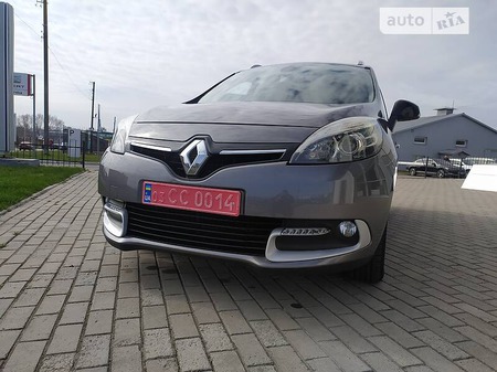 Renault Scenic 2014  випуску Полтава з двигуном 1.5 л дизель мінівен механіка за 11000 долл. 