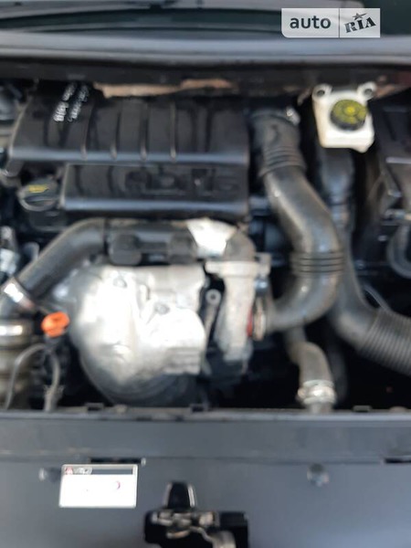 Citroen C4 2010  випуску Рівне з двигуном 1.6 л дизель хэтчбек механіка за 5100 долл. 