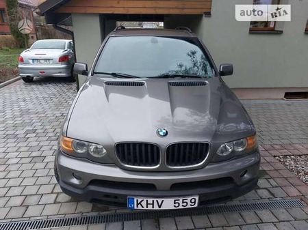 BMW X5 2005  випуску Рівне з двигуном 3 л дизель позашляховик автомат за 11700 долл. 
