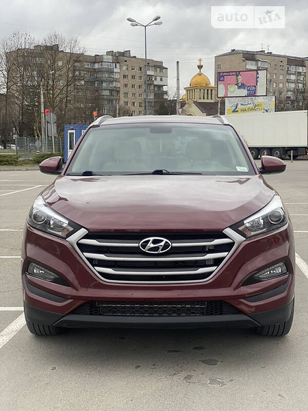 Hyundai Tucson 2017  випуску Івано-Франківськ з двигуном 2 л бензин позашляховик автомат за 17000 долл. 