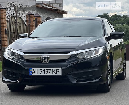 Honda Civic 2015  випуску Вінниця з двигуном 2 л бензин седан автомат за 12500 долл. 