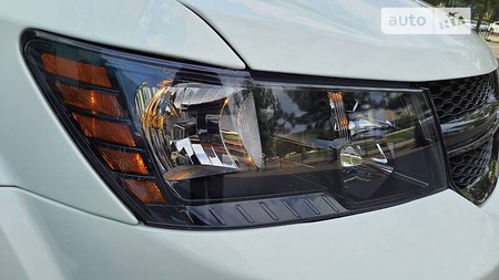 Dodge Journey 2018  випуску Одеса з двигуном 2.4 л бензин позашляховик автомат за 11800 долл. 