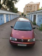 Volkswagen Sharan 1996 Київ 2 л  мінівен автомат к.п.