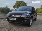 Volkswagen Tiguan 2016 Київ 2 л  позашляховик автомат к.п.