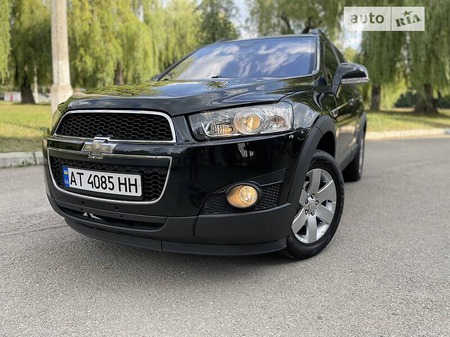 Chevrolet Captiva 2013  випуску Івано-Франківськ з двигуном 2.2 л дизель позашляховик механіка за 9999 долл. 