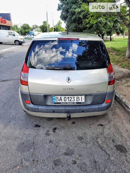 Renault Scenic 2006  випуску Черкаси з двигуном 1.6 л бензин мінівен  за 5800 долл. 