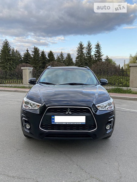 Mitsubishi ASX 2013  випуску Черкаси з двигуном 2 л бензин позашляховик автомат за 13000 долл. 