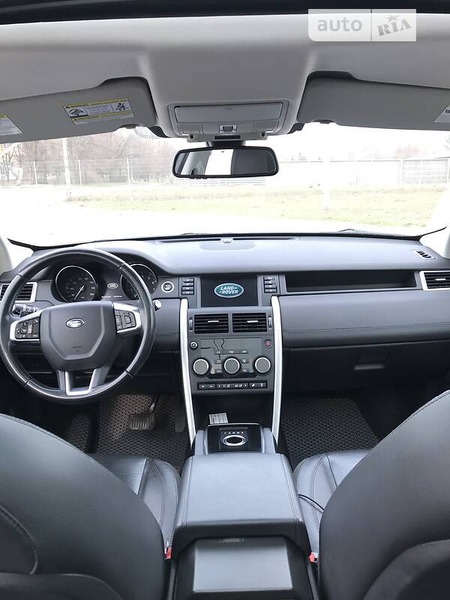 Land Rover Discovery Sport 2016  випуску Дніпро з двигуном 2 л бензин позашляховик автомат за 23000 долл. 
