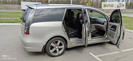 Mitsubishi Grandis 2007  випуску Київ з двигуном 2.4 л  мінівен автомат за 7300 долл. 