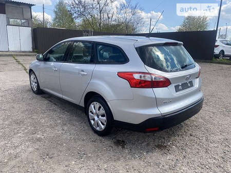 Ford Focus 2011  випуску Луцьк з двигуном 1.6 л дизель універсал механіка за 7500 долл. 