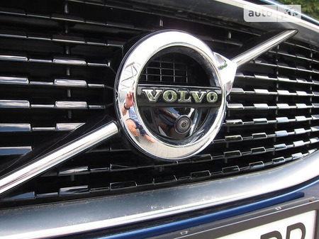 Volvo XC90 2018  випуску Дніпро з двигуном 2 л бензин позашляховик автомат за 58000 долл. 