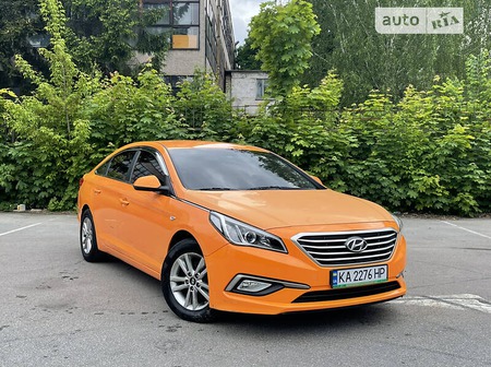 Hyundai Sonata 2017  випуску Київ з двигуном 2 л газ седан автомат за 6900 долл. 