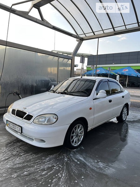Daewoo Lanos 2008  випуску Дніпро з двигуном 1.4 л  седан  за 1750 долл. 