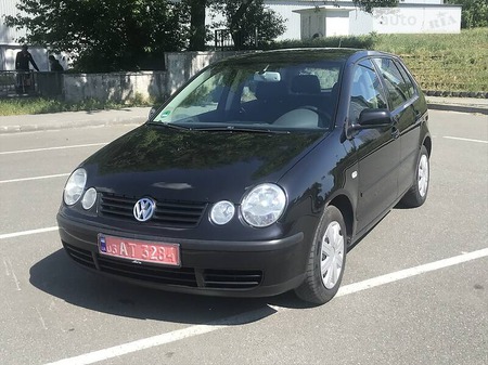 Volkswagen Polo 2003  випуску Київ з двигуном 1.4 л бензин хэтчбек механіка за 4500 долл. 