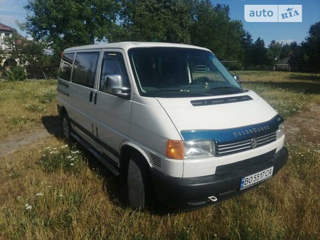 Volkswagen Transporter 1998  випуску Тернопіль з двигуном 1.9 л дизель мінівен механіка за 5900 долл. 