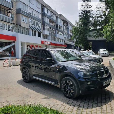 BMW X5 2009  випуску Чернівці з двигуном 3 л дизель позашляховик автомат за 16500 долл. 