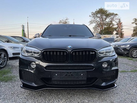 BMW X5 M 2014  випуску Тернопіль з двигуном 3 л дизель позашляховик автомат за 37900 долл. 