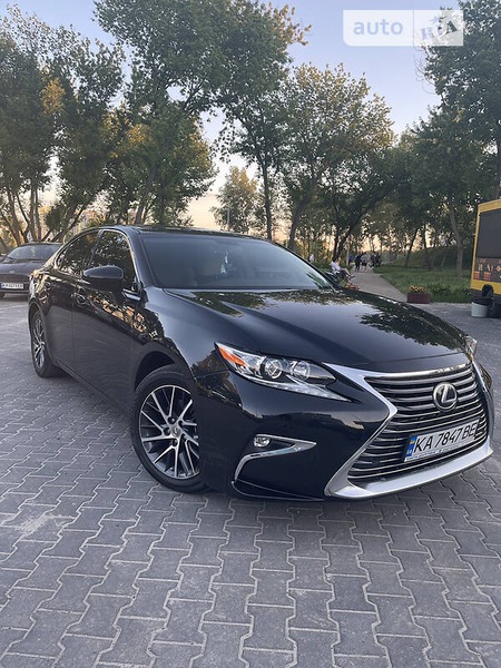 Lexus ES 350 2016  випуску Київ з двигуном 3.5 л бензин седан автомат за 30500 долл. 