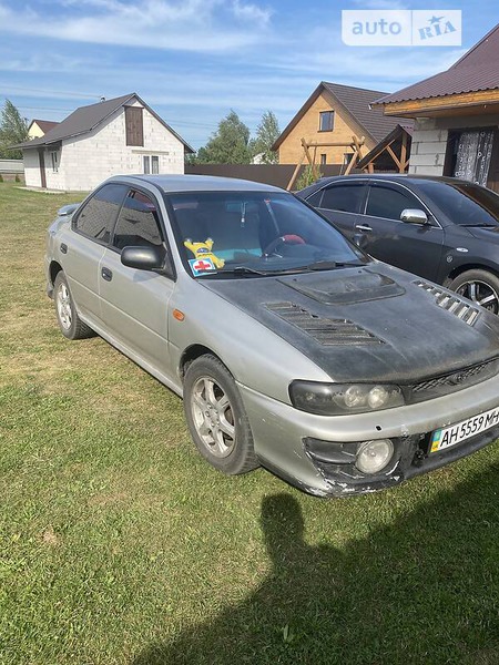 Subaru Impreza 1999  випуску Луцьк з двигуном 2 л бензин седан автомат за 2500 долл. 