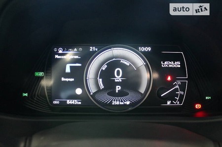 Lexus UX 200 2020  випуску Київ з двигуном 0 л електро хэтчбек автомат за 46000 євро 