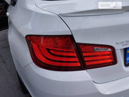 BMW 528 2010  випуску Черкаси з двигуном 3 л бензин седан автомат за 14500 долл. 