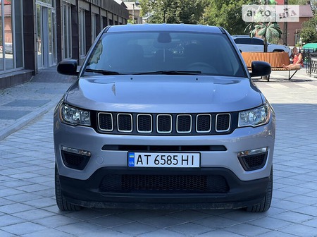 Jeep Compass 2018  випуску Івано-Франківськ з двигуном 2.4 л бензин позашляховик автомат за 13550 долл. 