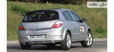 Opel Astra 2010  випуску Одеса з двигуном 1.4 л  хэтчбек механіка за 5000 долл. 