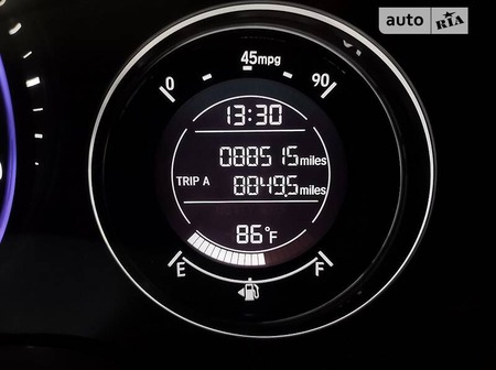 Honda HR-V 2015  випуску Київ з двигуном 1.8 л  позашляховик автомат за 14500 долл. 