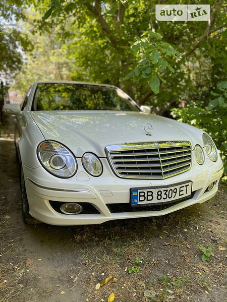 Mercedes-Benz E 280 2008  випуску Одеса з двигуном 3 л  седан автомат за 11500 долл. 