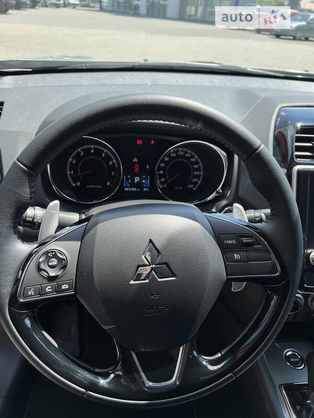 Mitsubishi ASX 2021  випуску Ужгород з двигуном 2 л бензин позашляховик автомат за 25000 долл. 
