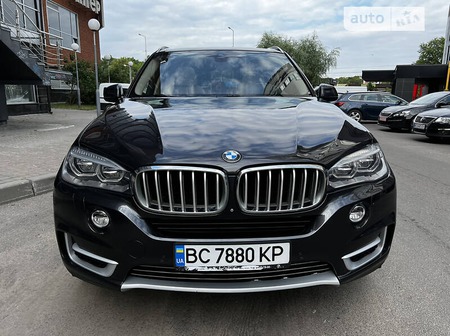 BMW X5 2015  випуску Львів з двигуном 3 л дизель позашляховик автомат за 33500 долл. 