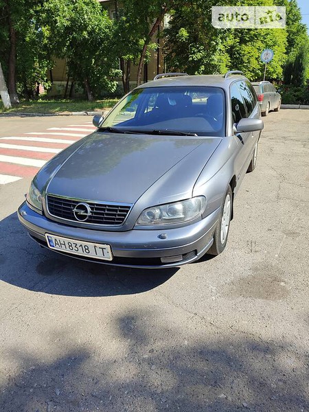 Opel Omega 2002  випуску Донецьк з двигуном 2.5 л  універсал механіка за 4700 долл. 