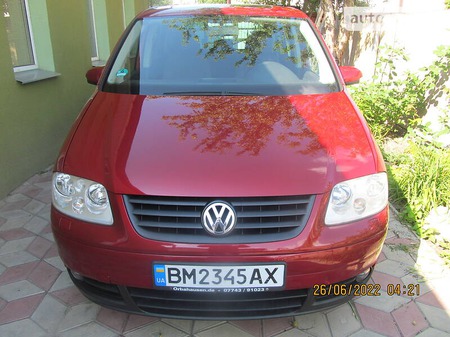 Volkswagen Touran 2003  випуску Суми з двигуном 1.6 л бензин мінівен механіка за 4500 долл. 