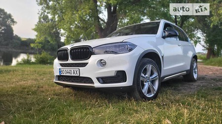 BMW X5 2014  випуску Тернопіль з двигуном 3 л дизель позашляховик автомат за 32700 долл. 