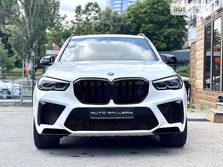 BMW X5 M 2019  випуску Київ з двигуном 4.4 л бензин позашляховик автомат за 145000 долл. 