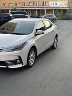 Toyota Corolla 2017 Киев 1.6 л  седан автомат к.п.
