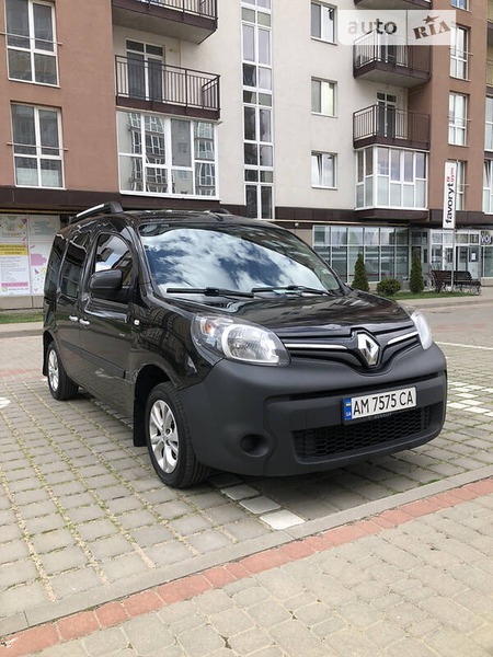 Renault Kangoo 2015  випуску Житомир з двигуном 1.5 л дизель мінівен механіка за 10900 долл. 