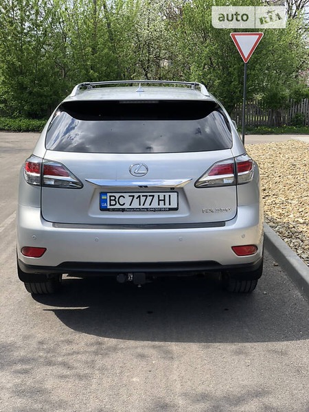 Lexus RX 350 2013  випуску Львів з двигуном 3.5 л  позашляховик автомат за 24500 долл. 