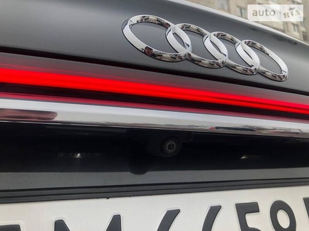 Audi A8 2019  випуску Житомир з двигуном 3 л бензин седан автомат за 61500 долл. 